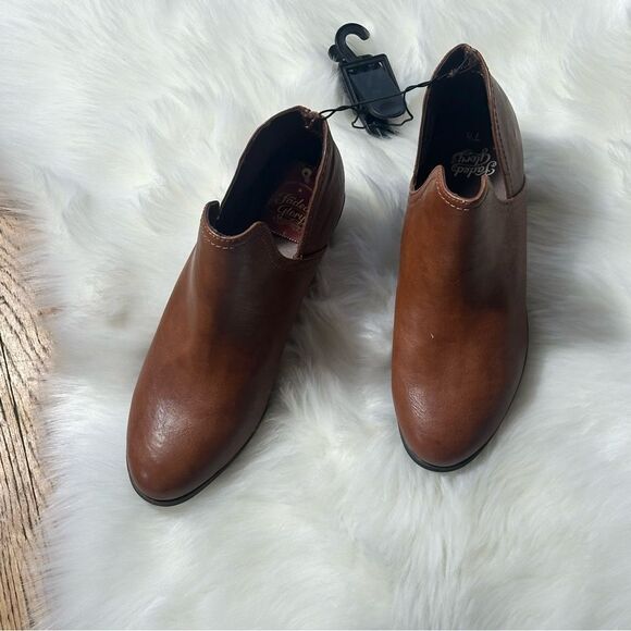 Brown Ankle Boots - Picture 3 of 8